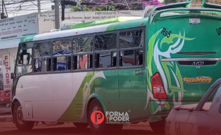 Hombre pierde la vida de un infarto en unidad de la ruta S5 Azumiatla sobre Avenida Nacional