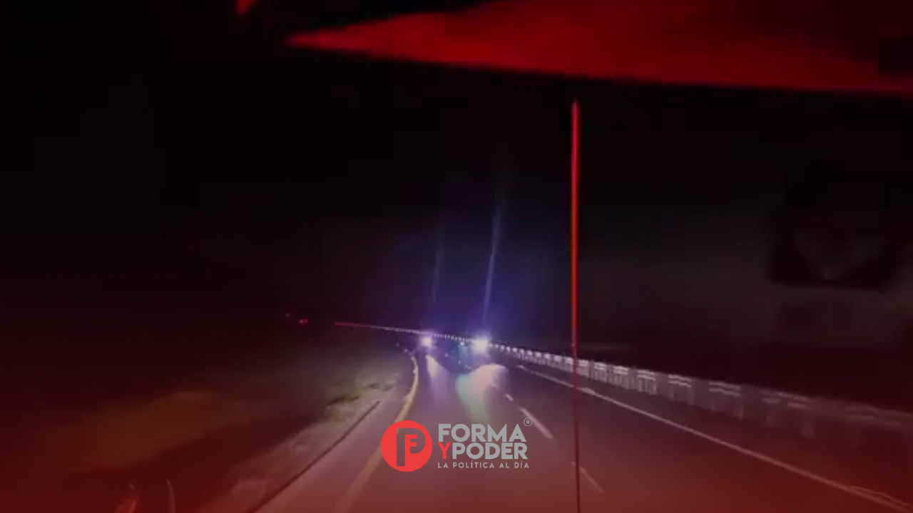 Transportista evita asalto tras embestir a grupo de delincuentes en la autopista Puebla-Orizaba