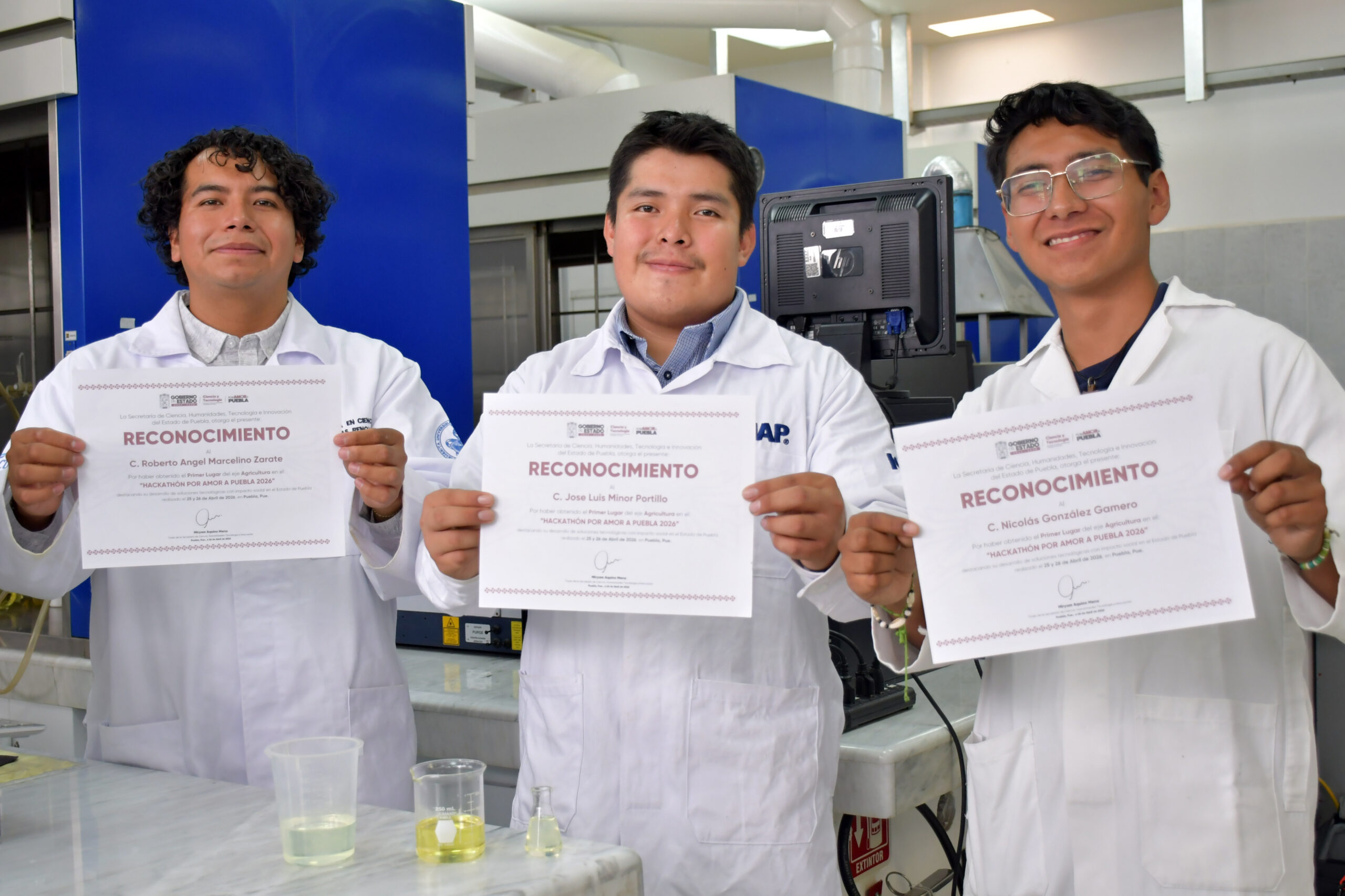 Estudiantes de la ICUAP presentan propuesta de reactor híbrido para producir biogás y biodiésel