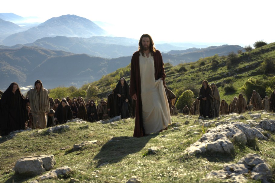 Mel Gibson anuncia el retraso de las fechas de estreno de los dos capítulos de «La Resurrección de Cristo»