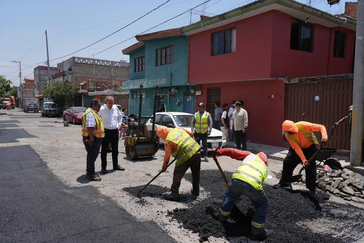 Ayuntamiento de puebla brinda atención a vialidades de la capital poblana con programa “BacheAndo”