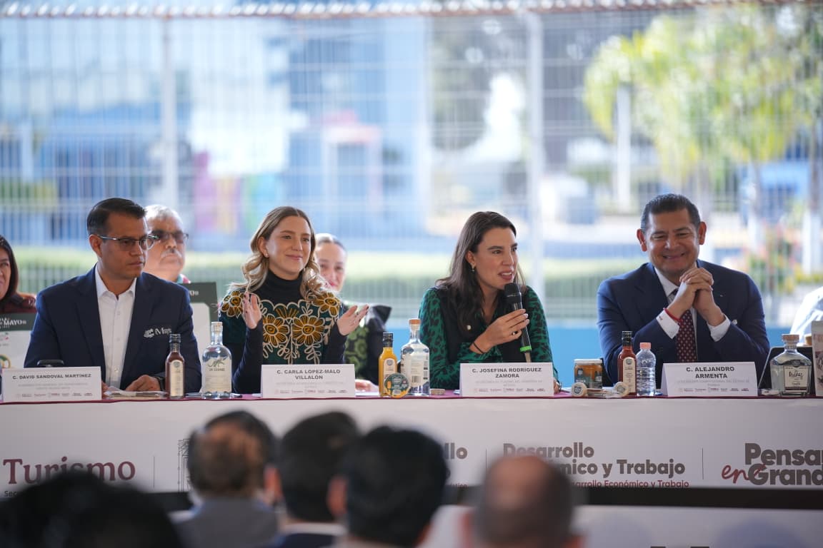 Gobierno de Puebla impulsa conectividad aérea con nuevas rutas y esquema de incentivos