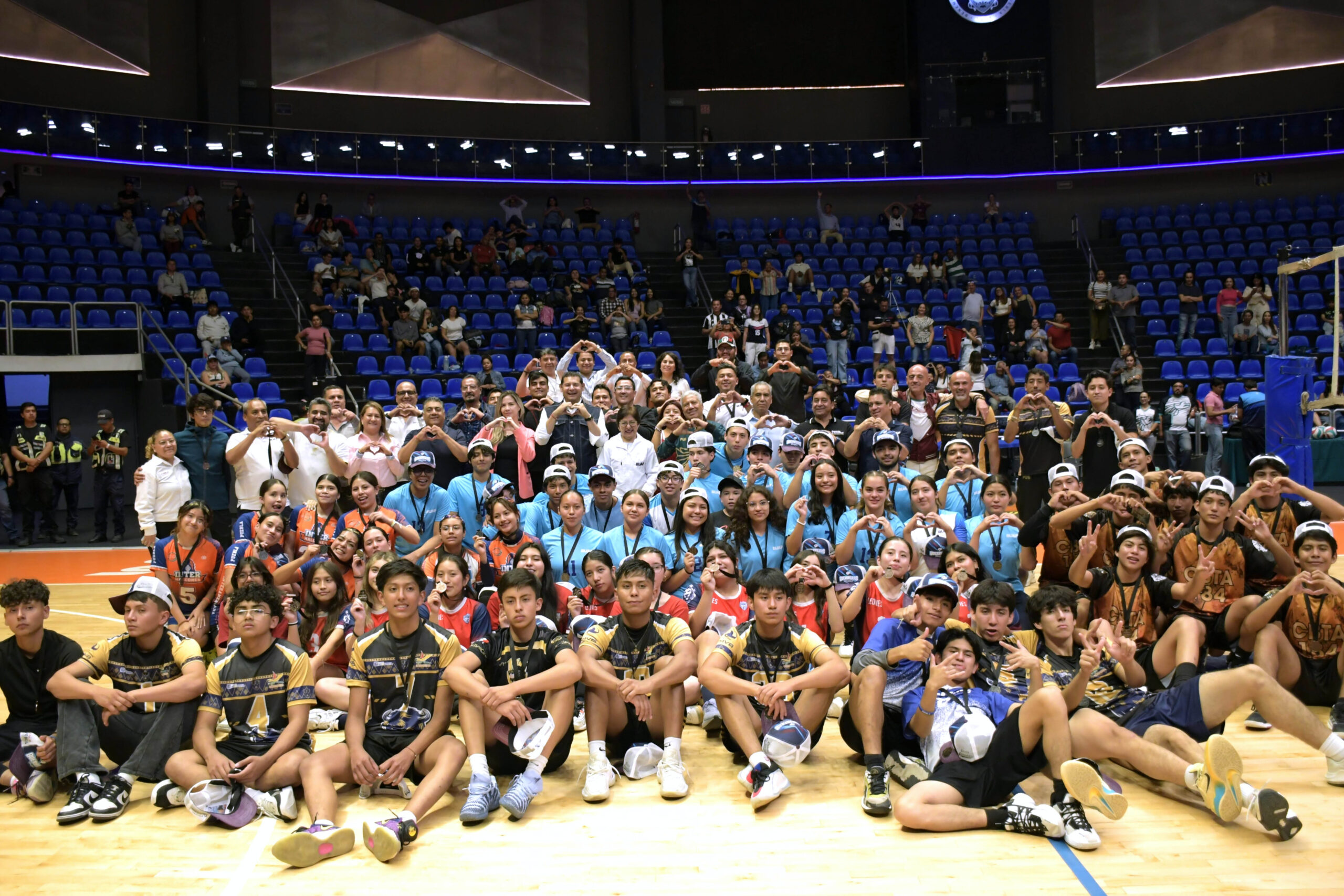 Lobos BUAP se coronan campeones en el primer Torneo de Voleibol Sub-18 “Por Amor a Puebla”