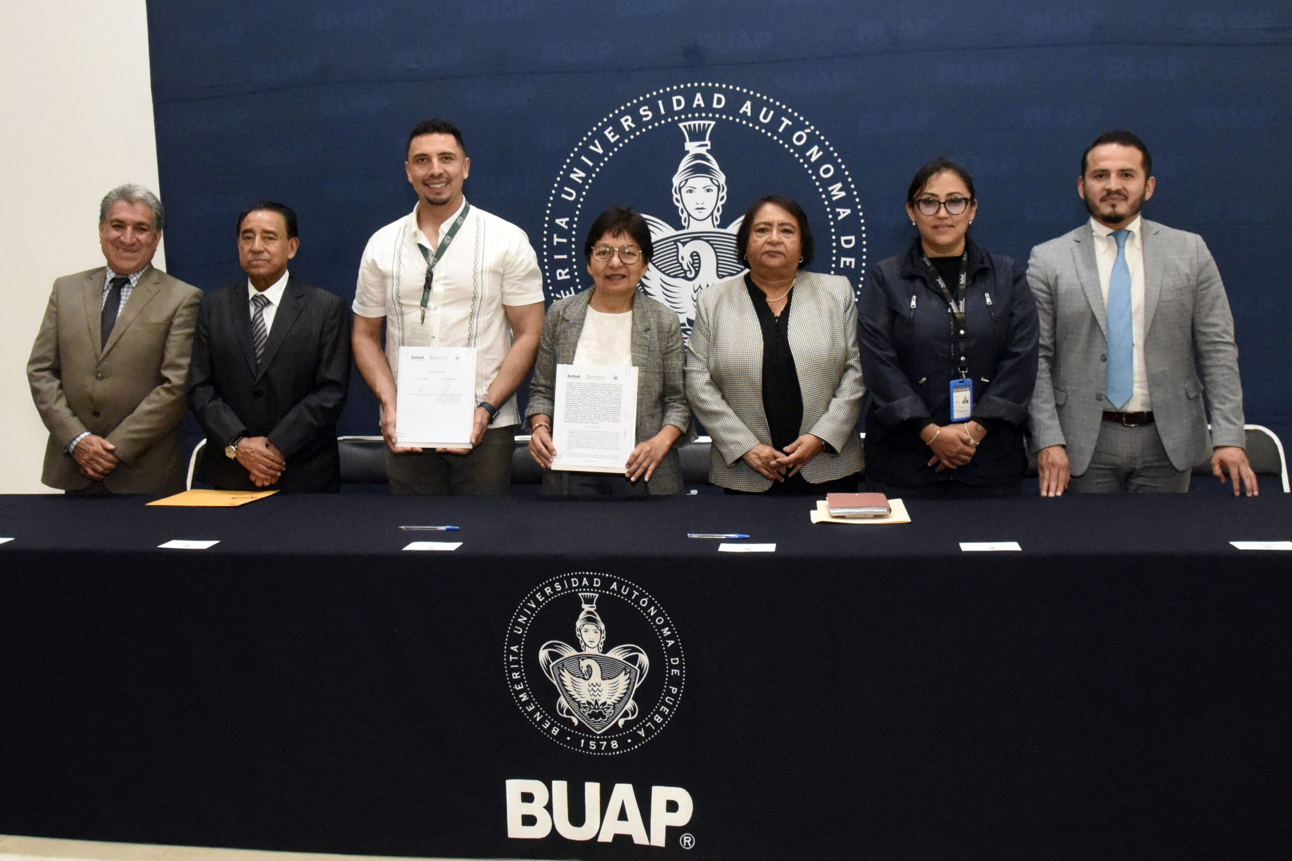 BUAP firma convenio con IMSS Bienestar federal y Servicios de Salud de Puebla