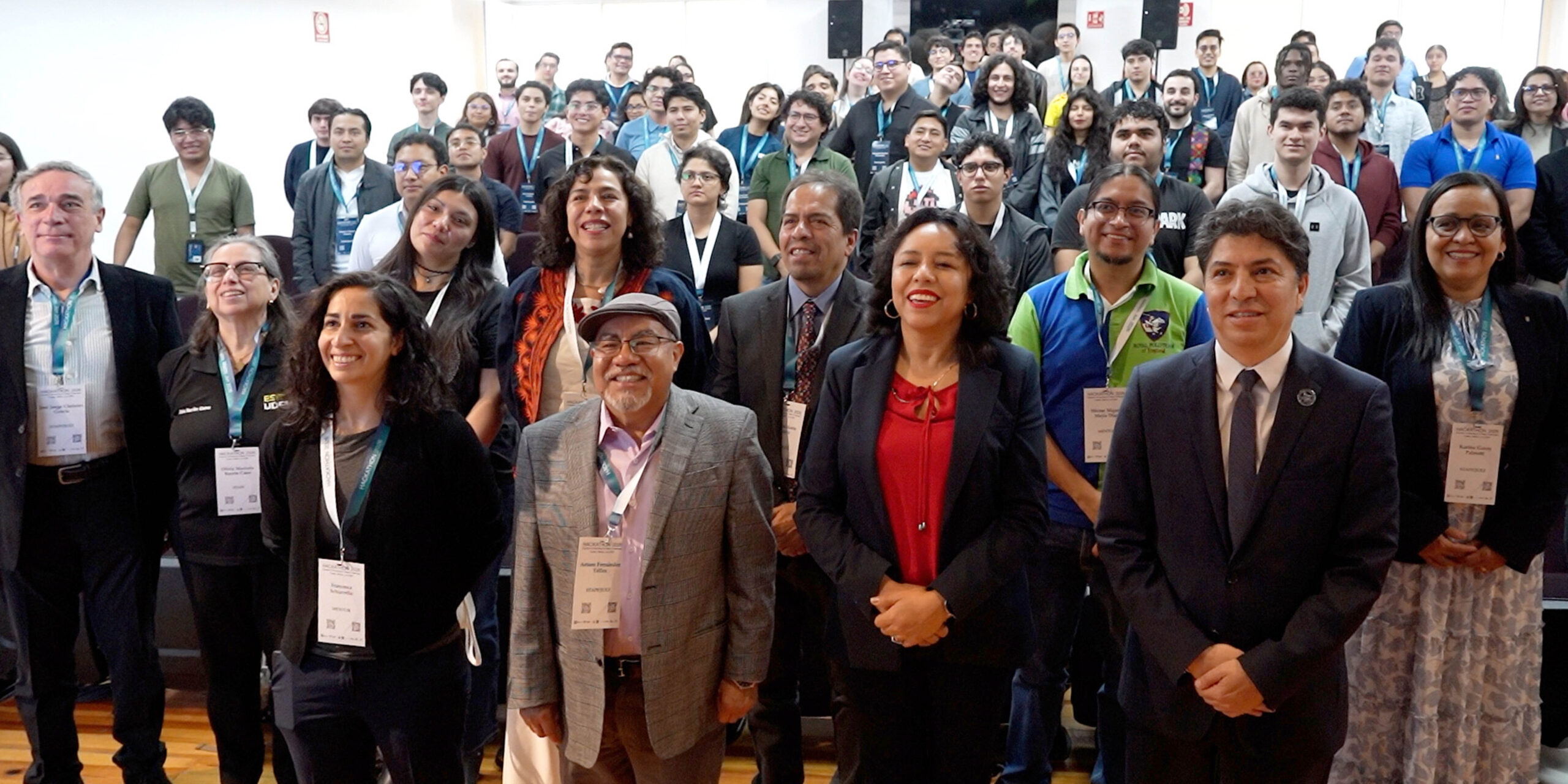 BUAP da banderazo de inicio al “Hackathon LATAM 2026 Quantum Computing for Water Challenges”