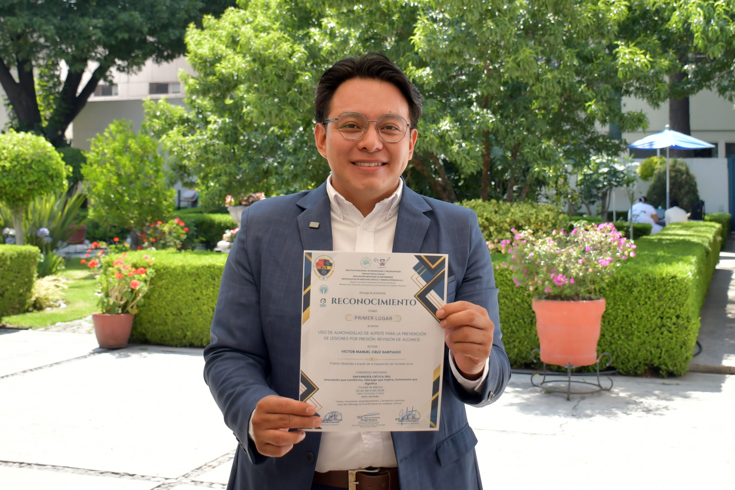 Alumno de enfermería BUAP obtiene primer lugar en el congreso nacional de enfermería