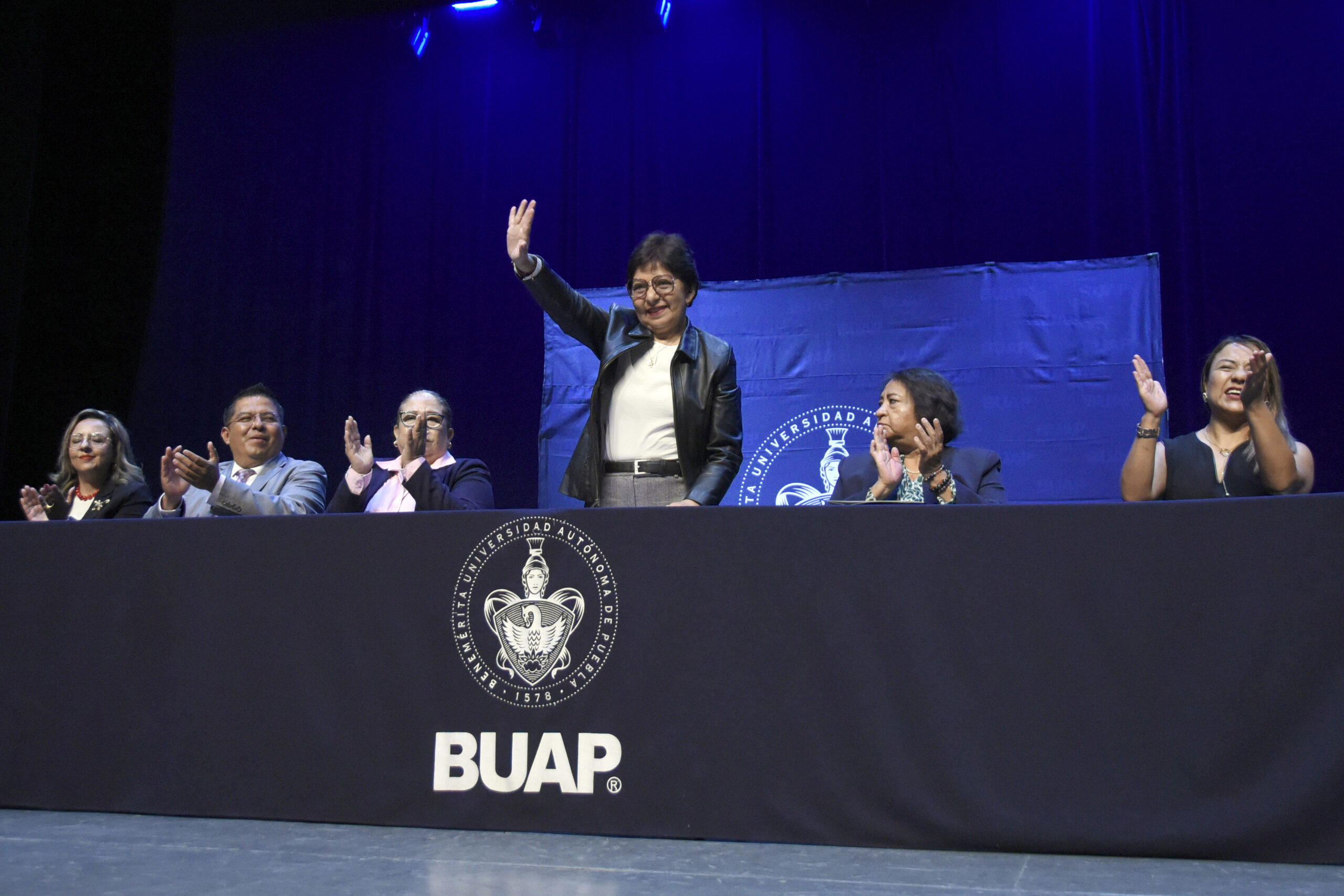 Rectora Lilia Cedillo resalta modalidades alternativas para brindar oportunidades de estudio a los jóvenes