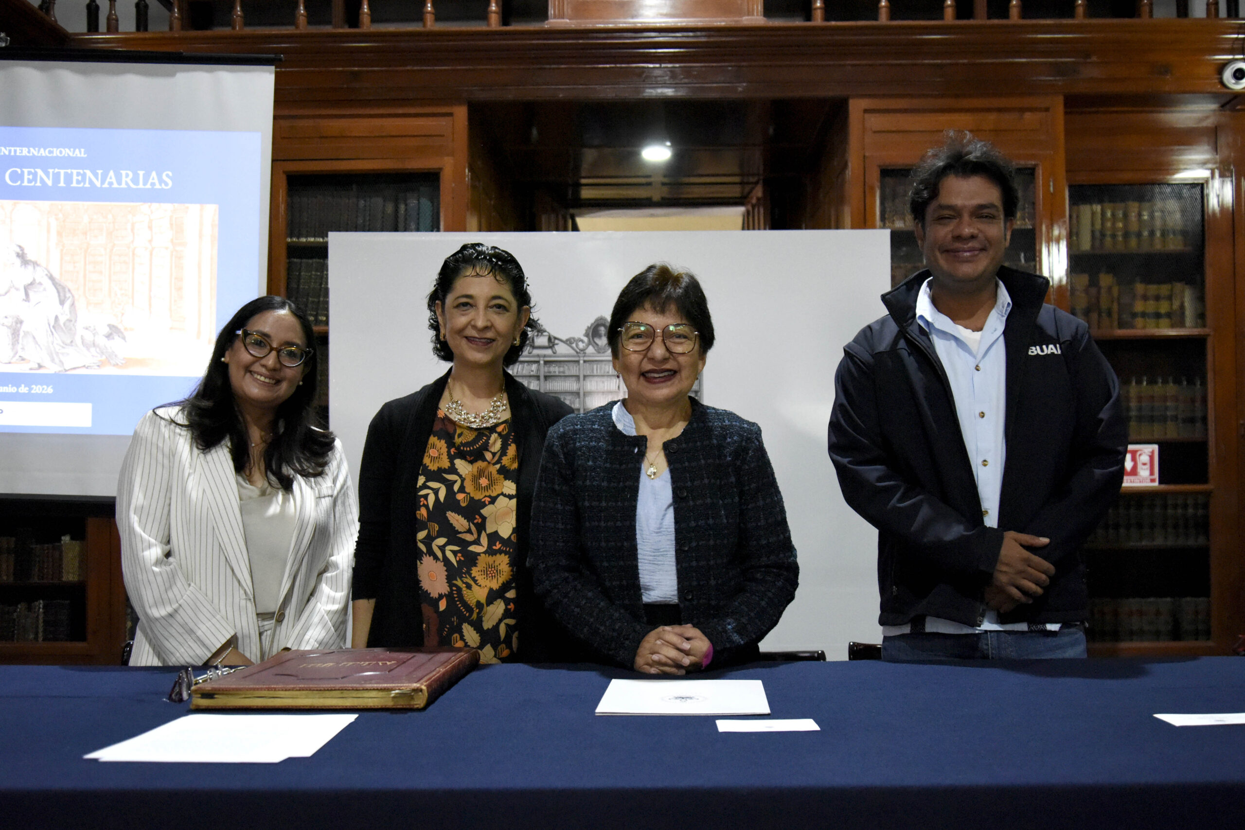 BUAP celebra el Coloquio Internacional Bibliotecas Centenarias en el Edifico Carolino
