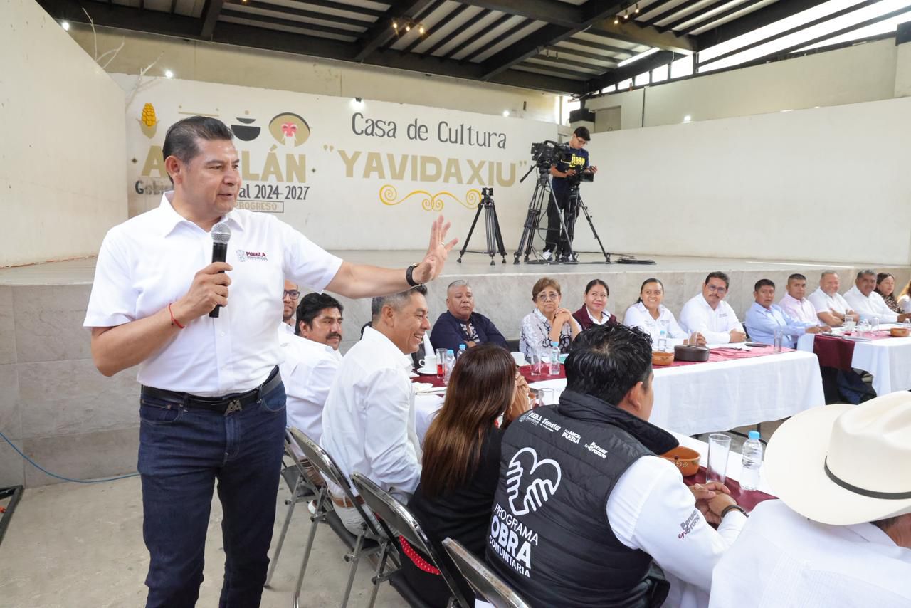 Alejandro Armenta Mier encabeza la Mesa Estatal de Paz en la microrregión 23
