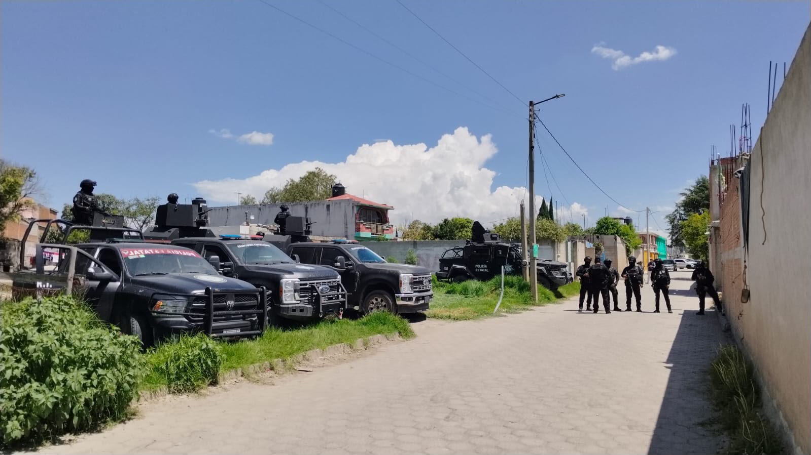 Operativo en Tepeaca permite asegurar inmueble y pipas vinculadas con el robo de combustible
