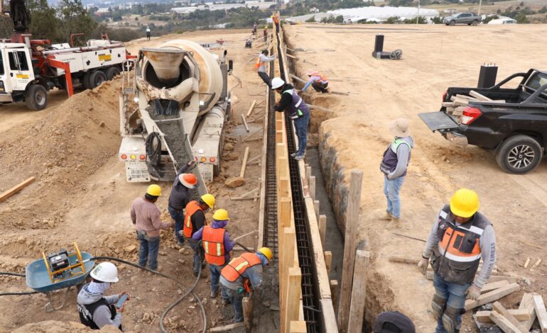 Secretaría de Infraestructura avanza en la construcción del CITRAA en Aquixtla