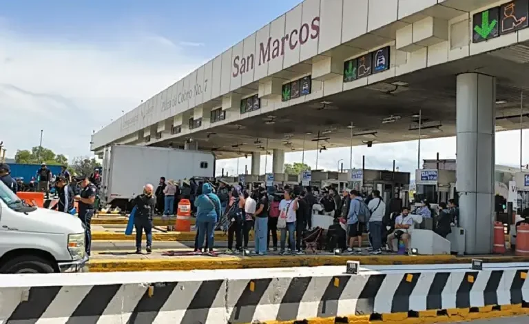 Toma CNTE casetas de San Marcos, Tlalpan y Naucalpan y dan paso libre por paro nacional