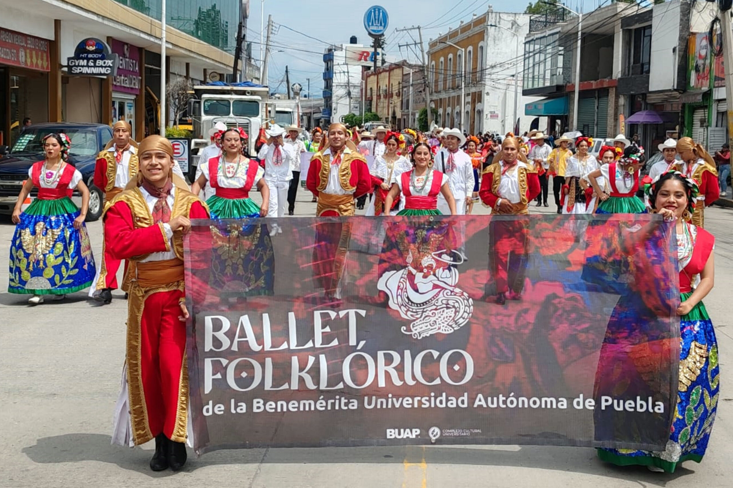 Ballet Folklórico BUAP destaca en Muestra de Danza Orgullo Halcón