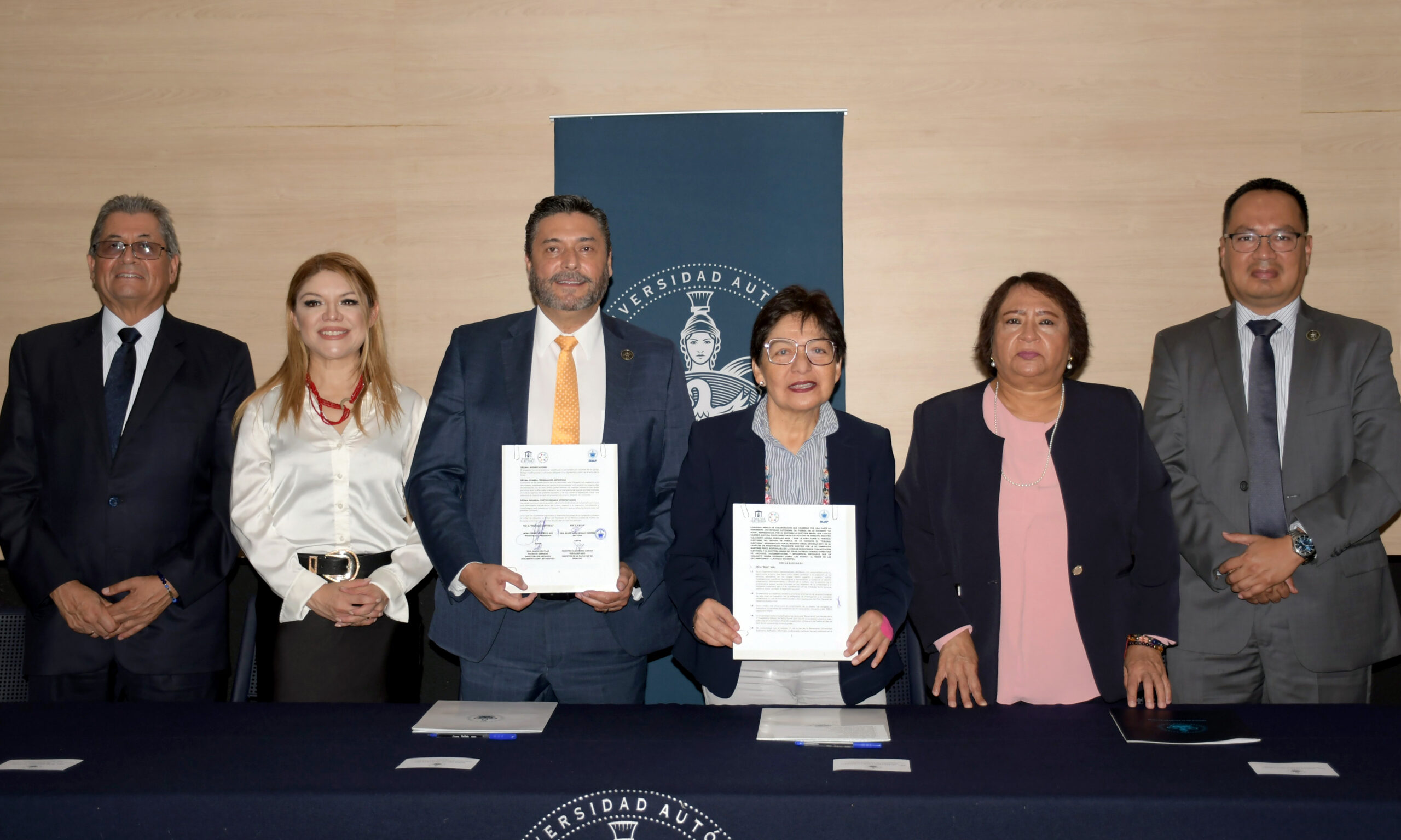 Firman convenio BUAP y Tribunal Electoral                         del Estado de Puebla