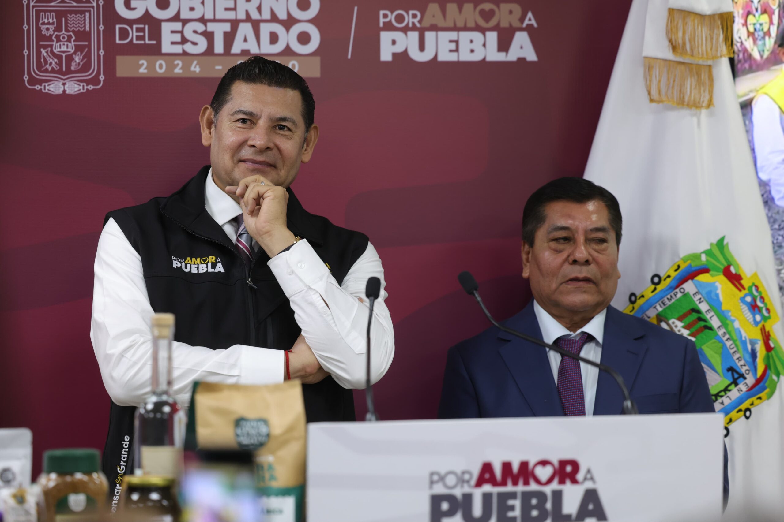 Alejandro Armenta anuncia obras de pavimentación en 28 mil calles en Puebla