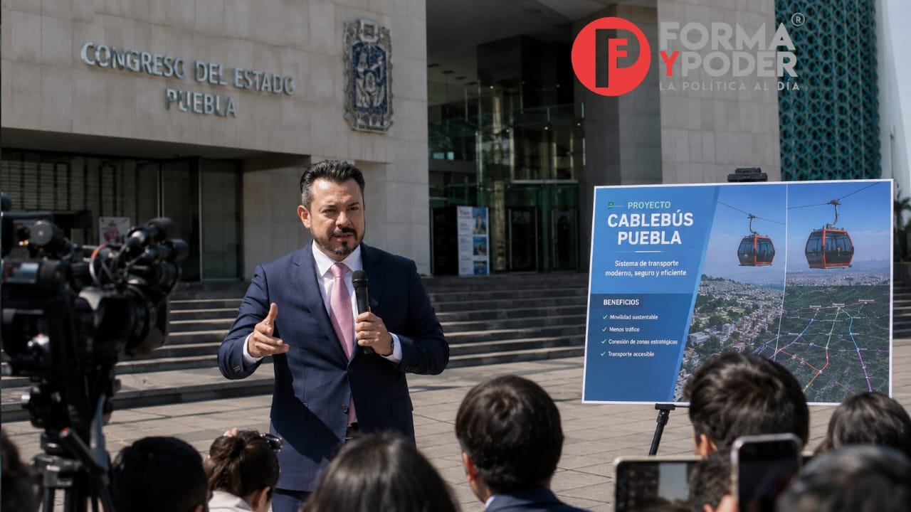 Congreso de Puebla recibe a García Parra para informar sobre el Cablebús
