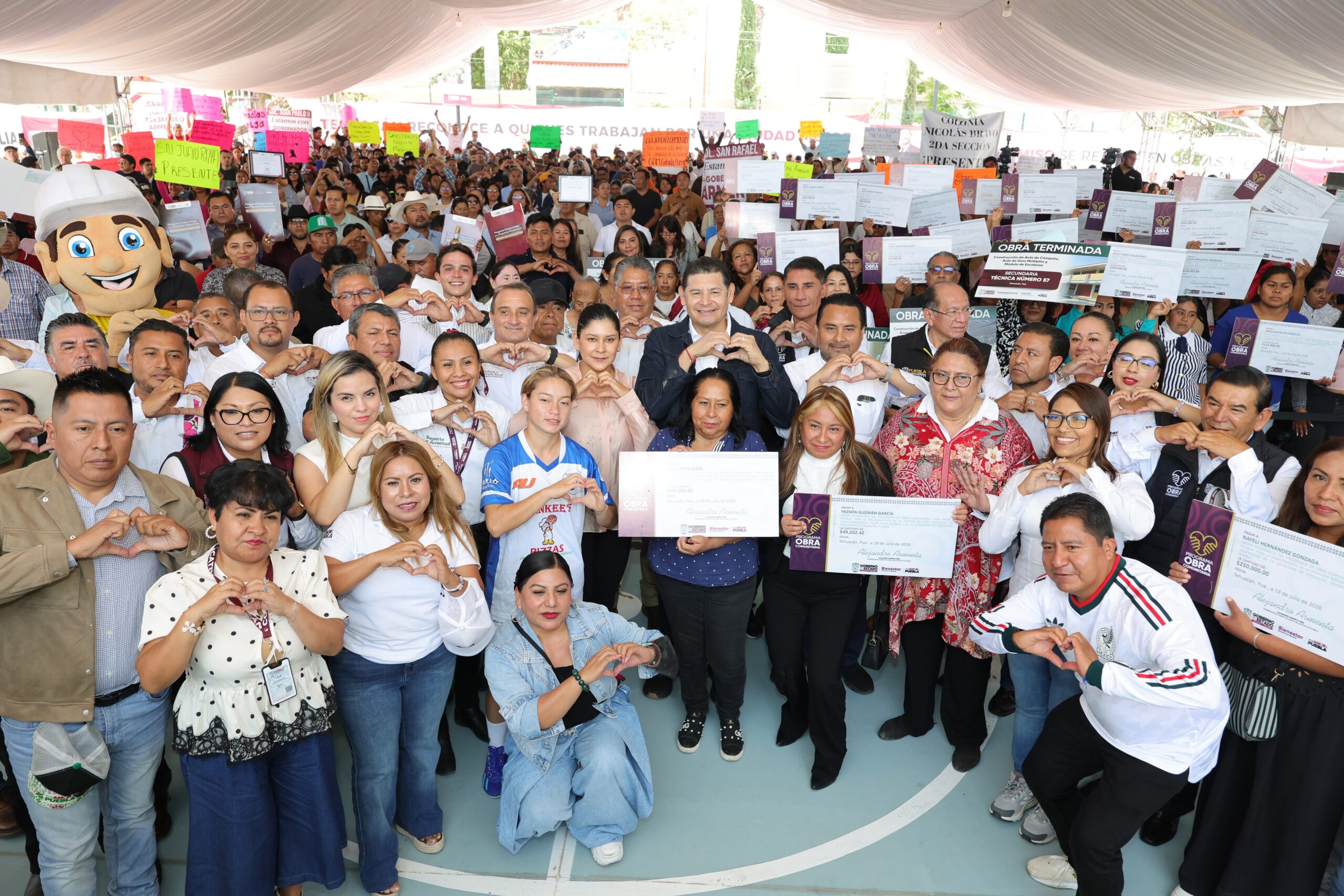 Entrega Gobierno de Puebla apoyo a productores del campo en Tehuacán