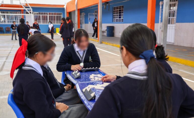 Concluye en Puebla ciclo escolar 2025-2026                         para un millón 600 mil estudiantes
