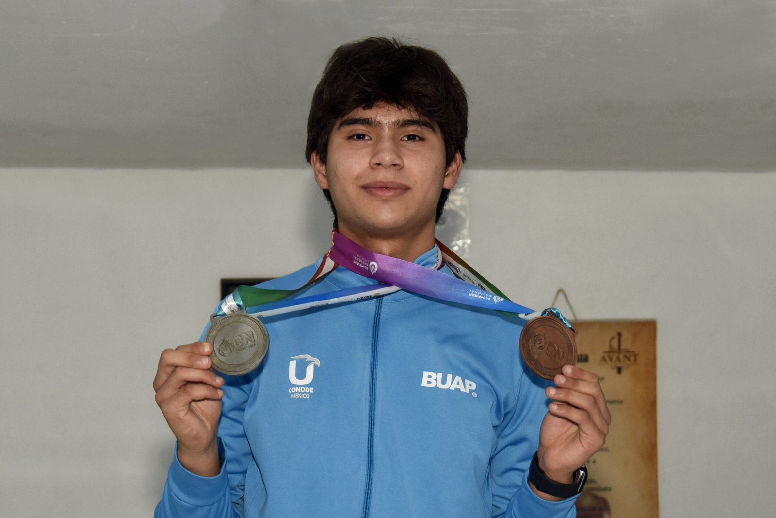 Estudiante BUAP destaca en esgrima en la Olimpiada Nacional