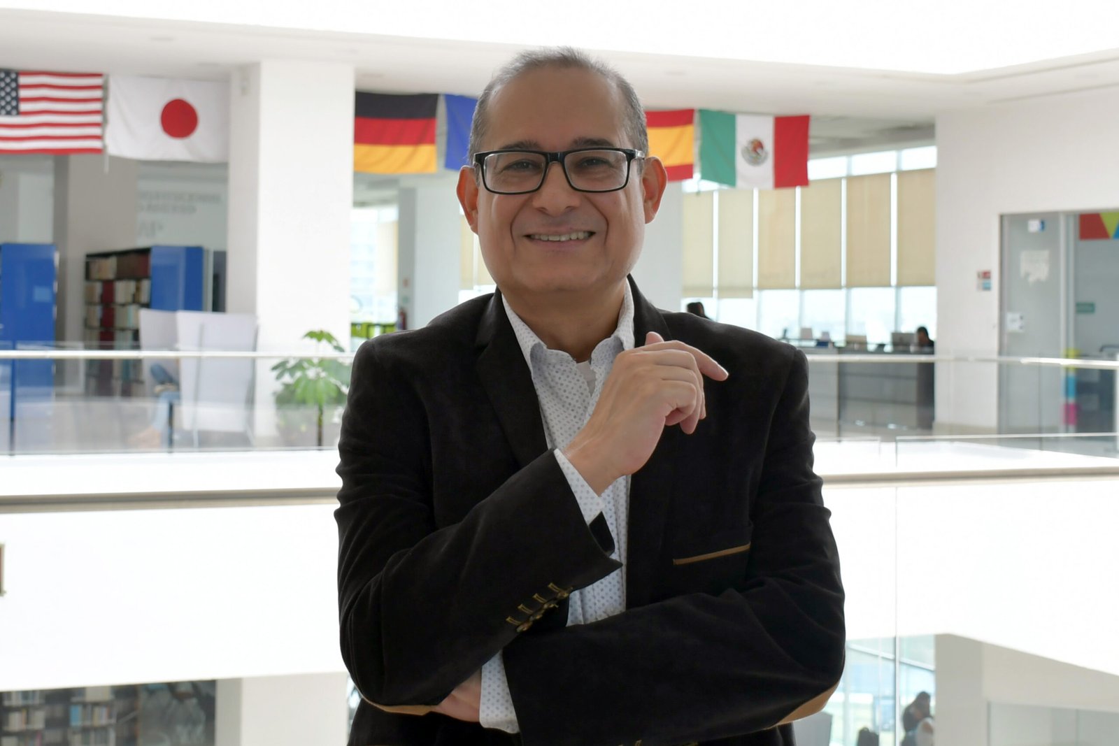 Investigador BUAP es convocado por el Banco Interamericano de Desarrollo para análisis internacional