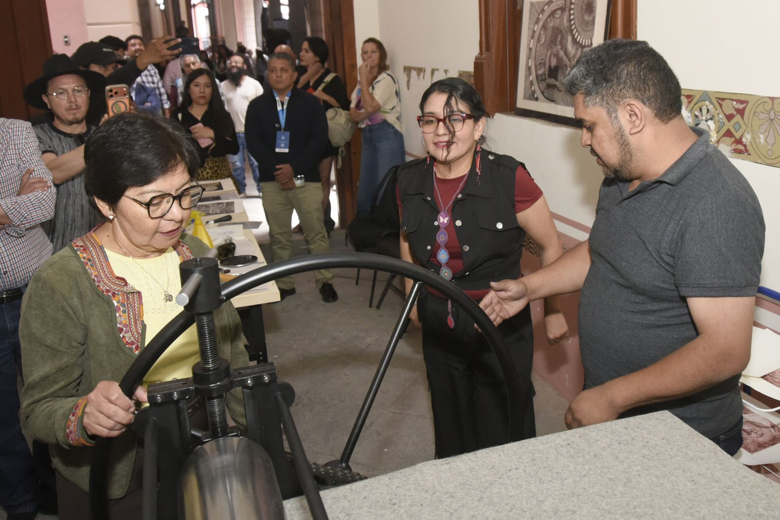 Inaugura Rectora Lilia Cedillo nuevo espacio cultural en la Casa de la Reina