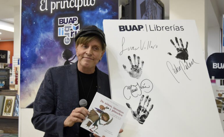 El escritor mexicano Mario Iván Martínez presenta colección infantil en Librería BUAP