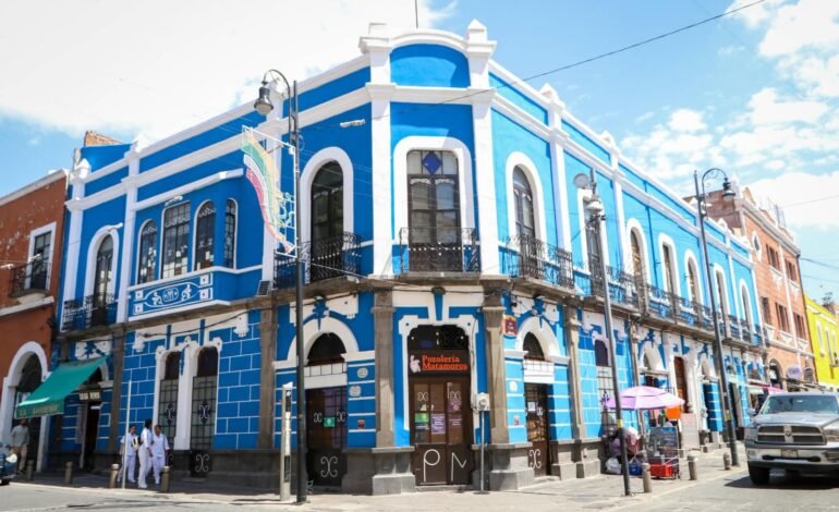 Secretaría de Arte y Cultura participa en entrega de apoyos a Barrios