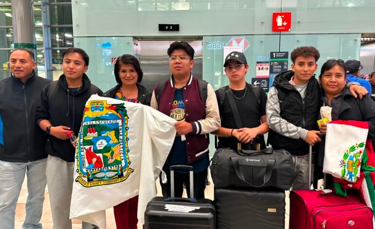 Regresan sanos y salvos estudiantes poblanos de la UTH tras sismo en Colombia