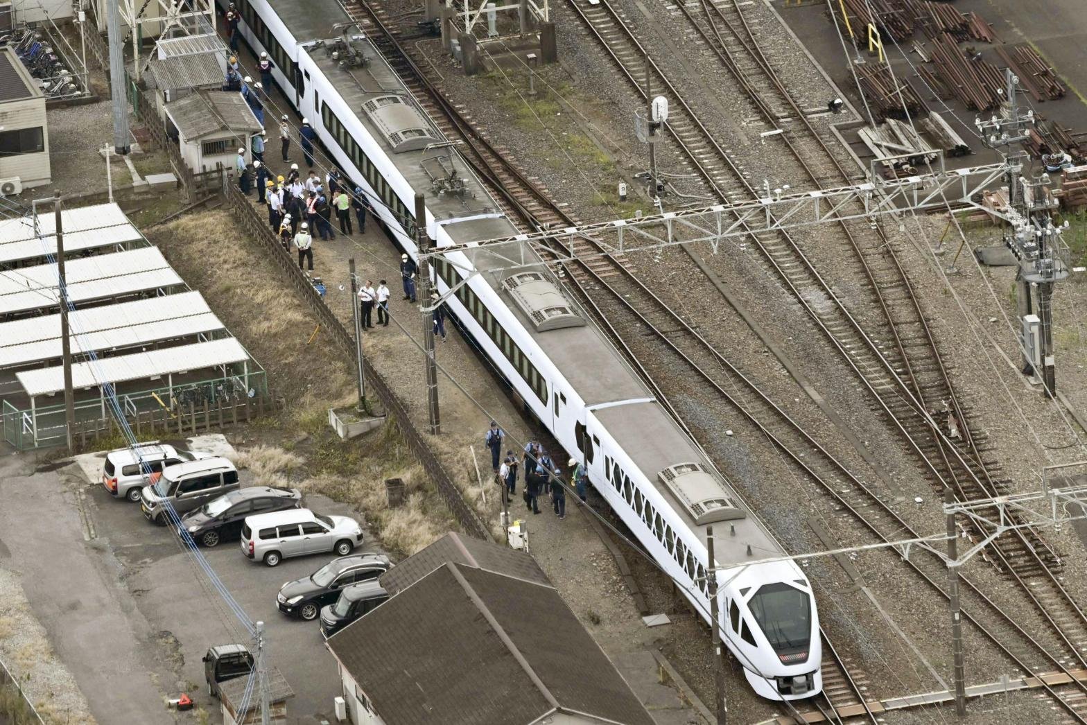 Cuatro trabajadores mueren atropellados por un tren en Japón