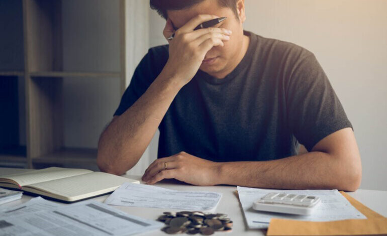 Desempleo y deudas: riesgos para la salud mental