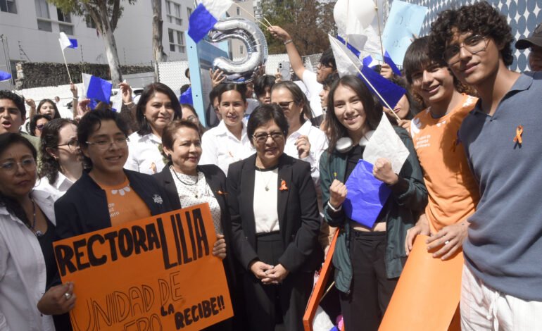 Celebra 45 años la Preparatoria 2 de Octubre de 1968