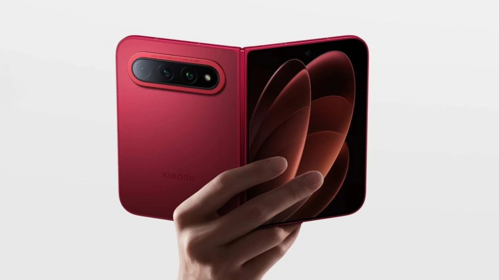 Huawei y Xiaomi lanzan nuevos teléfonos plegables para competir en el mercado premium de China