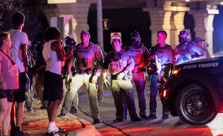 Agentes del ICE balean a repartidor venezolano en Austin