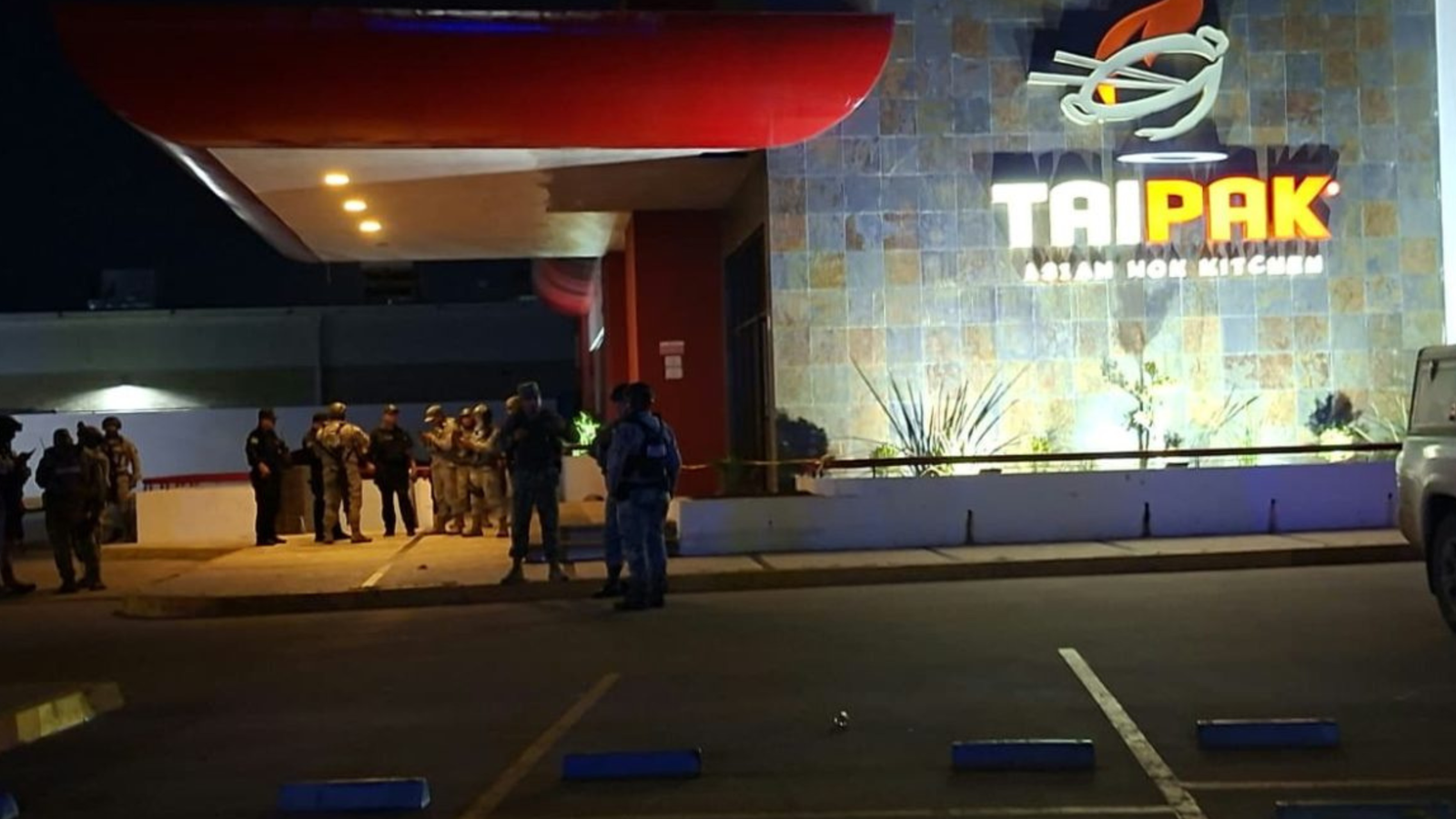 Ataque armado en restaurante de Culiacán deja un muerto y siete heridos