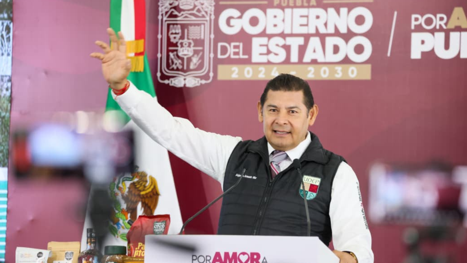 Alejandro Armenta advierte consecuencias legales para cualquier funcionario vinculado al crimen organizado