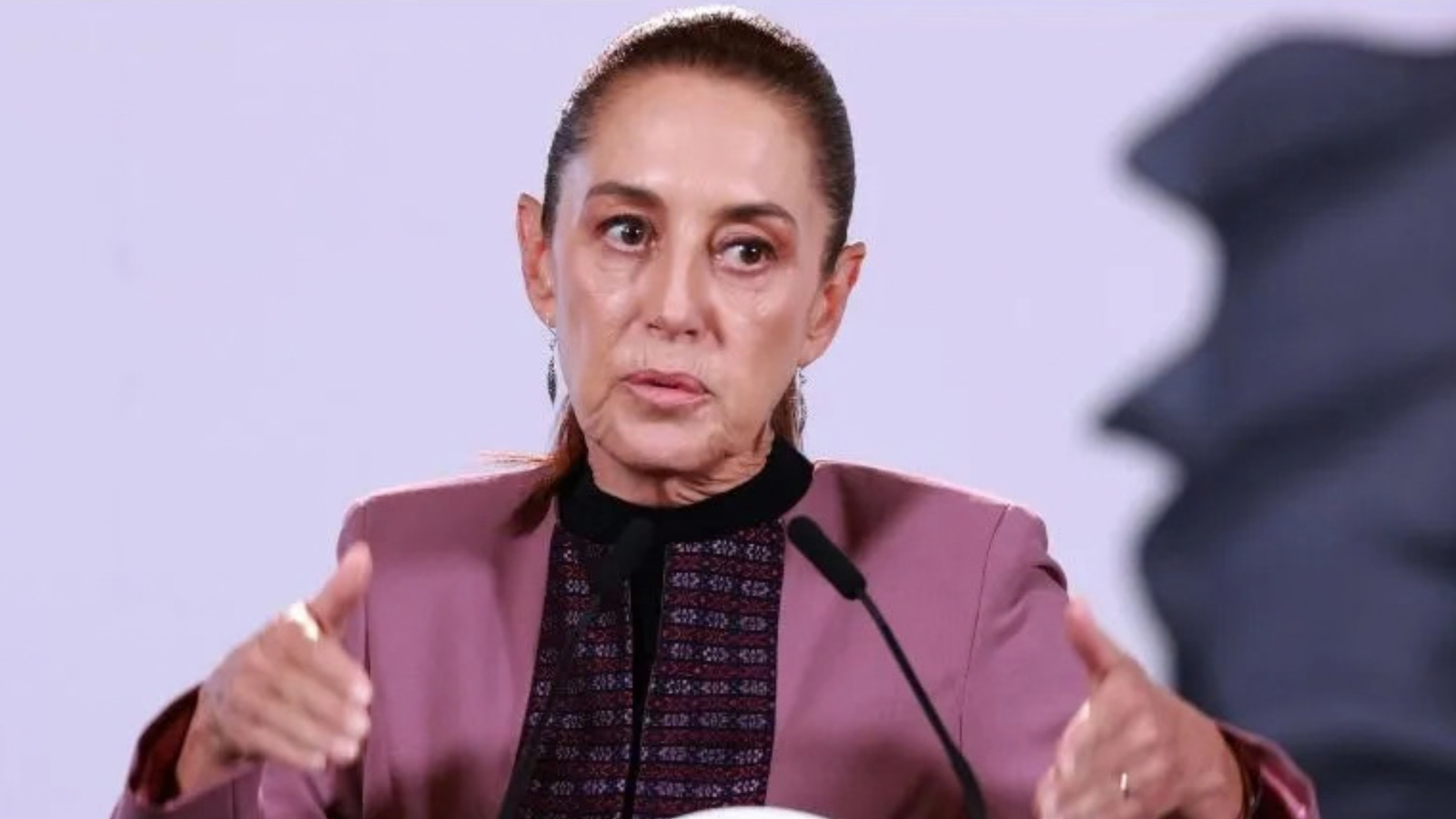 Sheinbaum asegura que el caso Ayotzinapa no se cerrará hasta encontrar a los normalistas