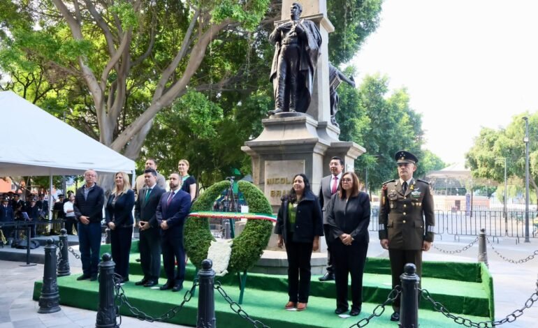 Conmemoran los tres poderes de Puebla el 240 aniversario del natalicio de Nicolás Bravo