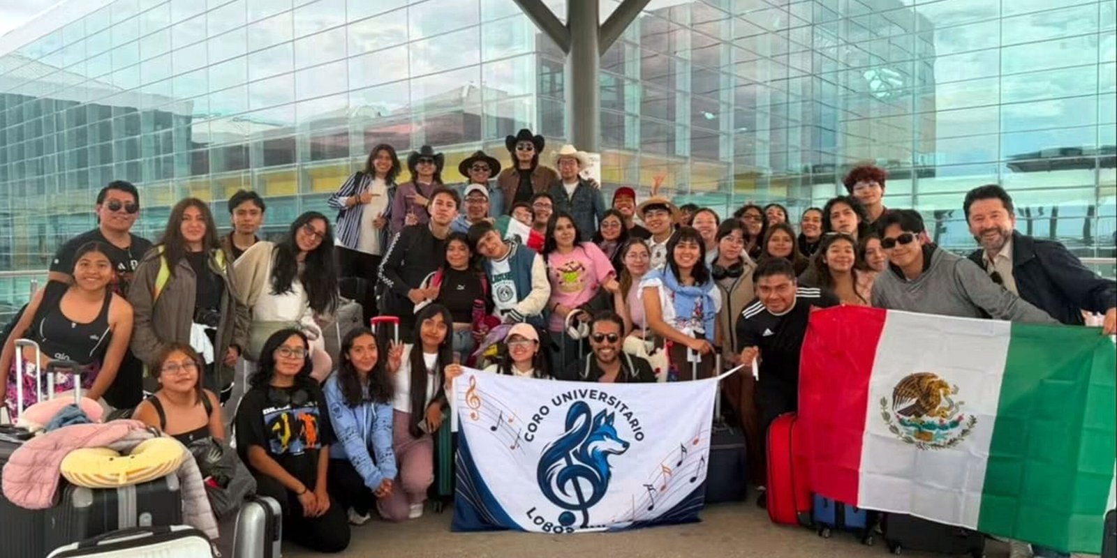 Presente, Coro Universitario Lobos BUAP en el 25 Festival Coral Internacional de Medellín