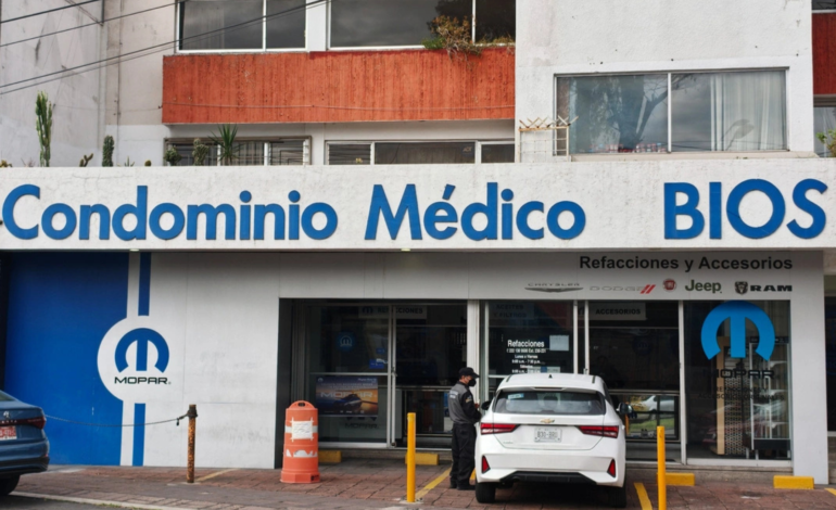 Hallan sin vida a doctora de 71 años en el Condominio Médico BIOS de Puebla