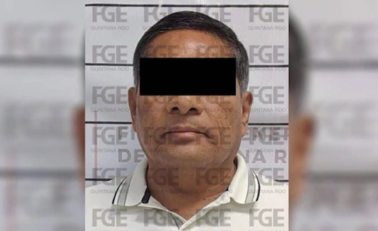 Detienen a Gilberto Gómez Martínez, edil de Puerto Aventuras, y a dos cómplices por extorsión