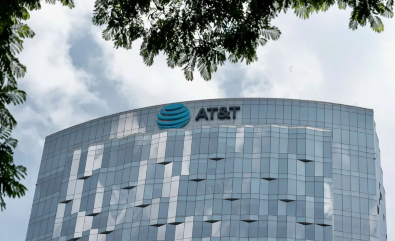 Grupo Televisa y Fintech adquieren AT&T México por 2,000 millones de dólares