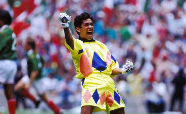 Jorge Campos cumple 60 años y Pumas celebra el legado del “Brody”