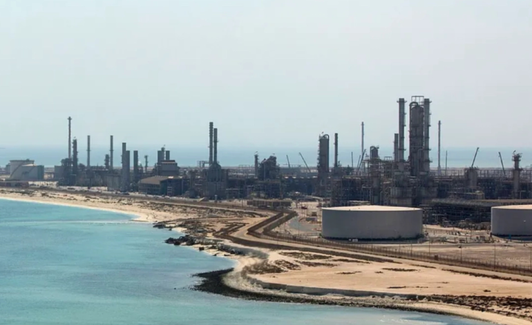 Precios del petróleo alcanzan máximos desde mayo tras ataques en Arabia Saudita