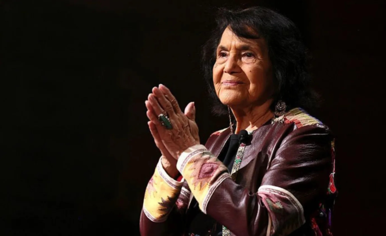 Fallece a los 96 años Dolores Huerta, histórica líder de los derechos civiles en EE. UU.