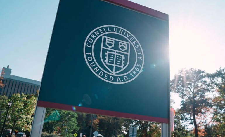 La Universidad de Cornell suspende fiestas en fraternidades hasta 2027 tras denuncia por agresión sexual