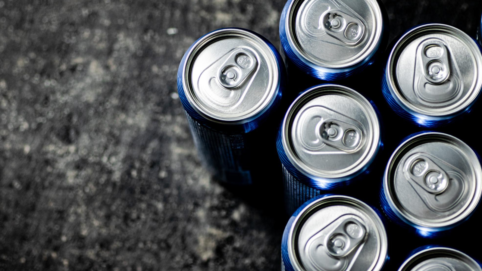 Alerta médica: El peligro oculto de las bebidas energéticas en niños y adolescentes