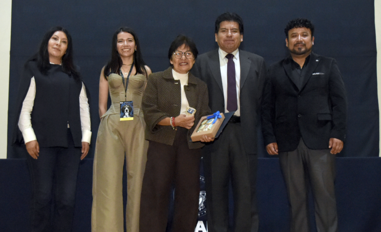 Rectora Lilia Cedillo expone sobre infecciones emergentes en el Congreso de Microbiología Veterinaria de la BUAP