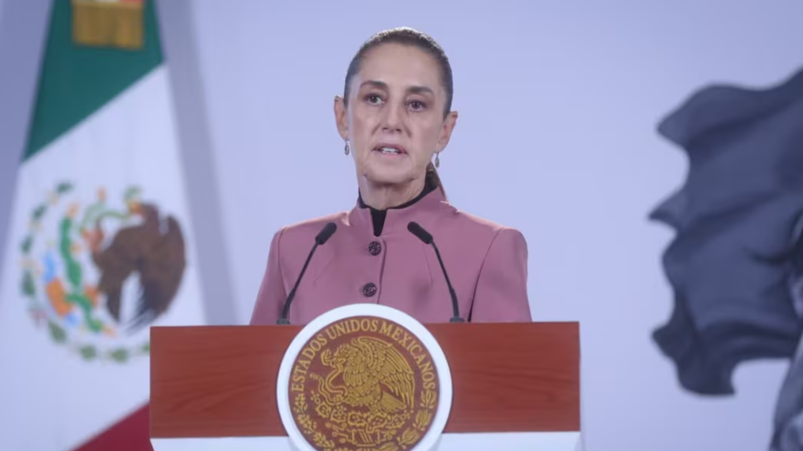 Rechaza Sheinbaum pacto político con Maru Campos tras detención de exfiscal por caso CIA