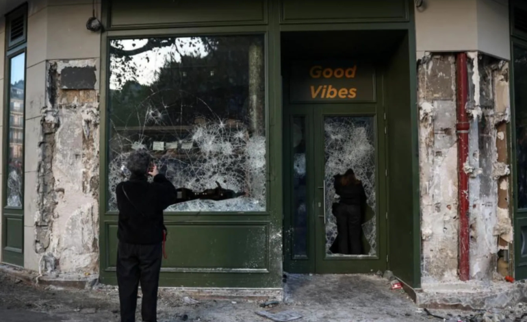 Macron acusa a líderes extranjeros de usar los disturbios de Francia con fines electorales
