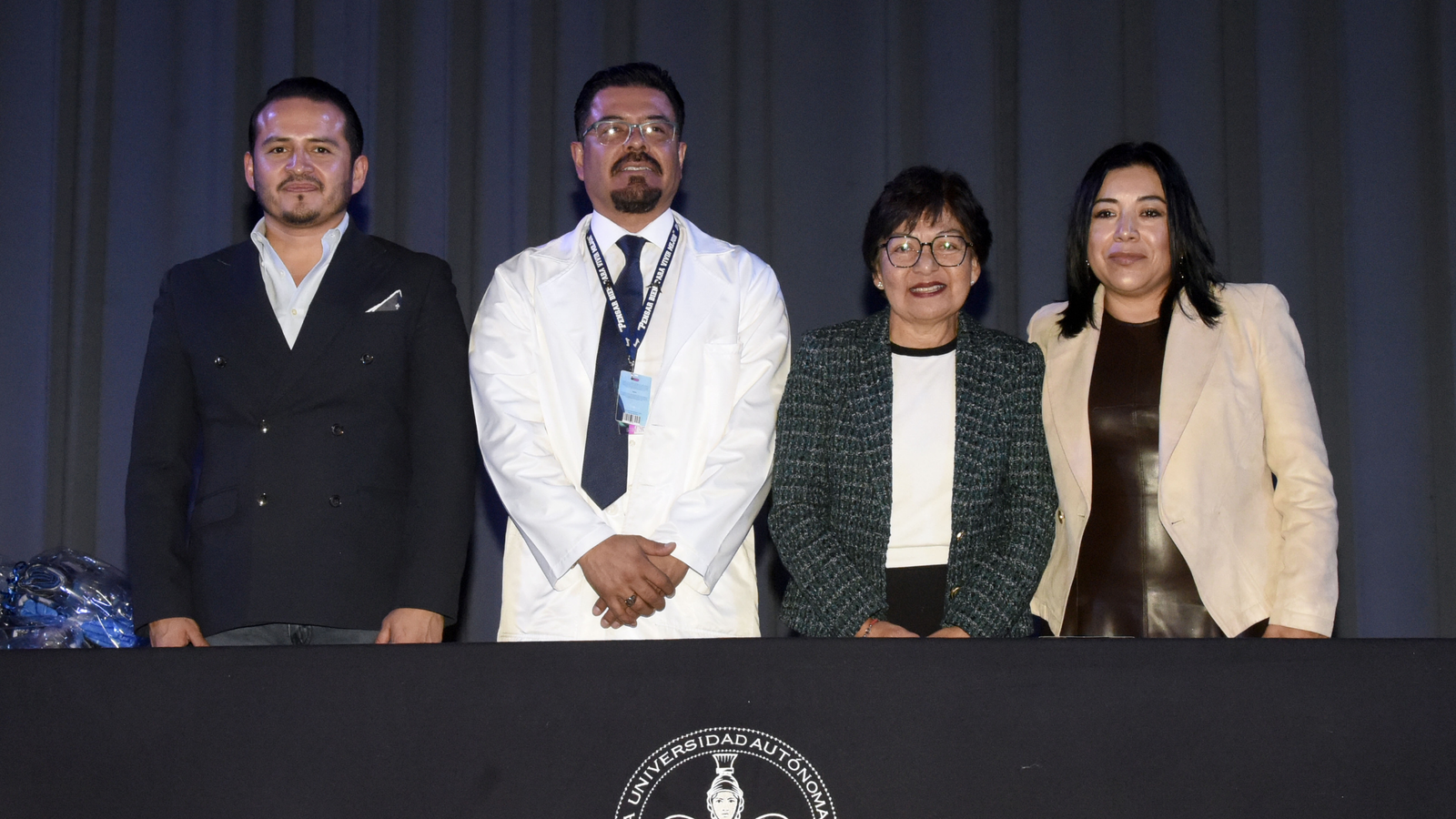 BUAP entrega reconocimientos a personal del Hospital Universitario por el Día del Médico